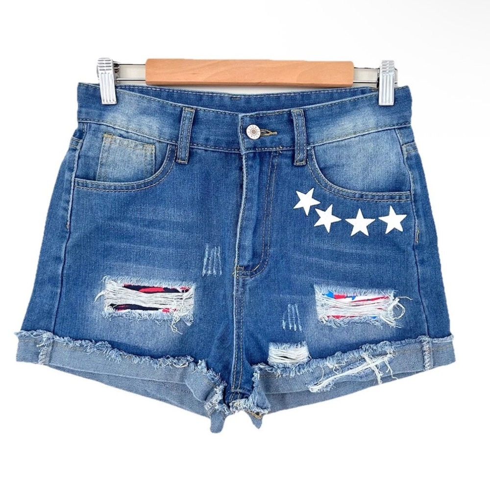 Denim Stars Distressed Red White Blue Patch Cuff Hem Shorts Sz Small (28” waist)